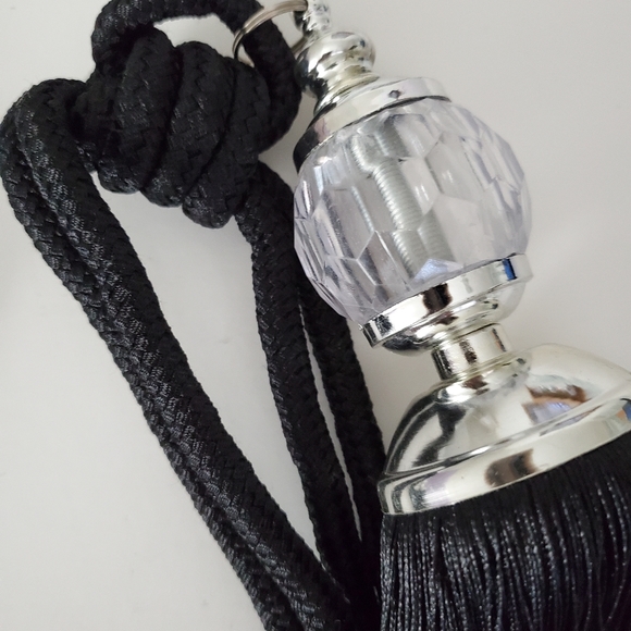 Curtain Black Holder New - Picture 2 of 6